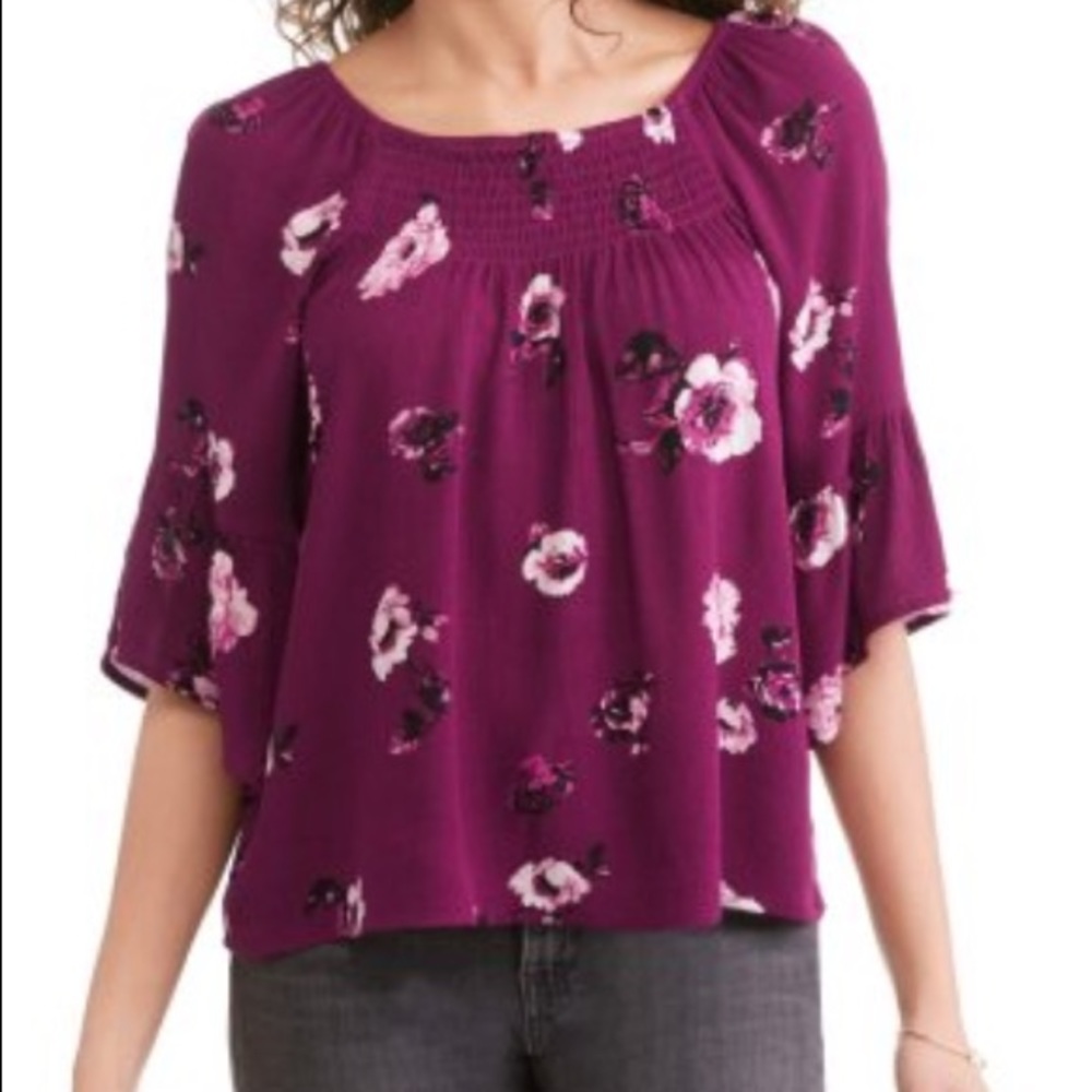 Junior’s Purple Floral Smocked Woven Peasant Top